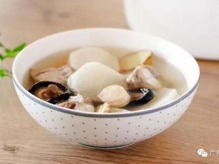 冬菇干贝排骨汤的做法