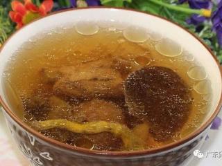 石斛花旗参排骨汤的做法
