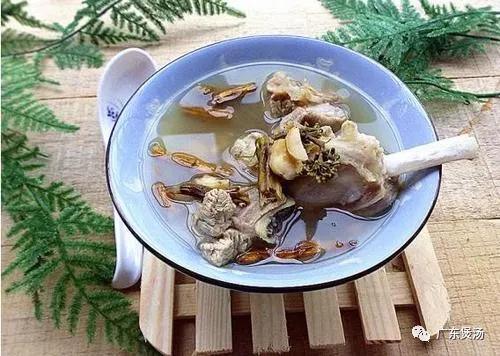石斛麦冬排骨汤的做法