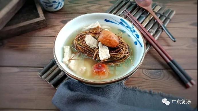 鸡骨草猪肉汤的做法