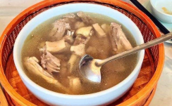 土伏苓绿豆老鸭汤的做法