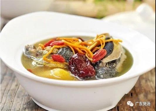 虫草花乌鸡清补汤的做法