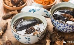 乌鸡菌菇汤的做法