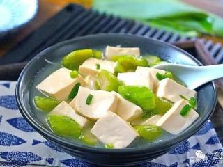 丝瓜豆腐汤的做法